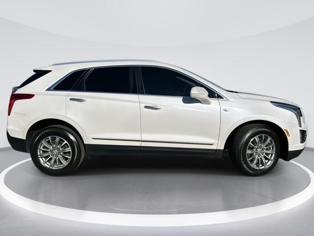 used 2017 Cadillac XT5 car, priced at $17,000