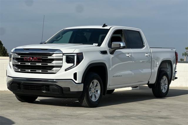 new 2024 GMC Sierra 1500 car, priced at $45,271