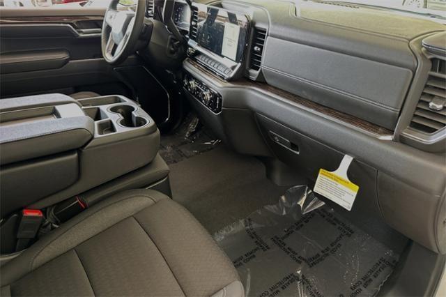 new 2024 GMC Sierra 1500 car, priced at $46,951