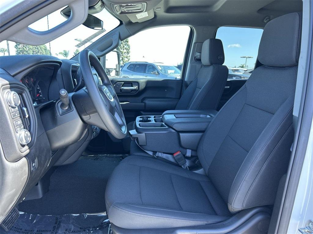 new 2025 GMC Sierra 3500 car, priced at $49,570
