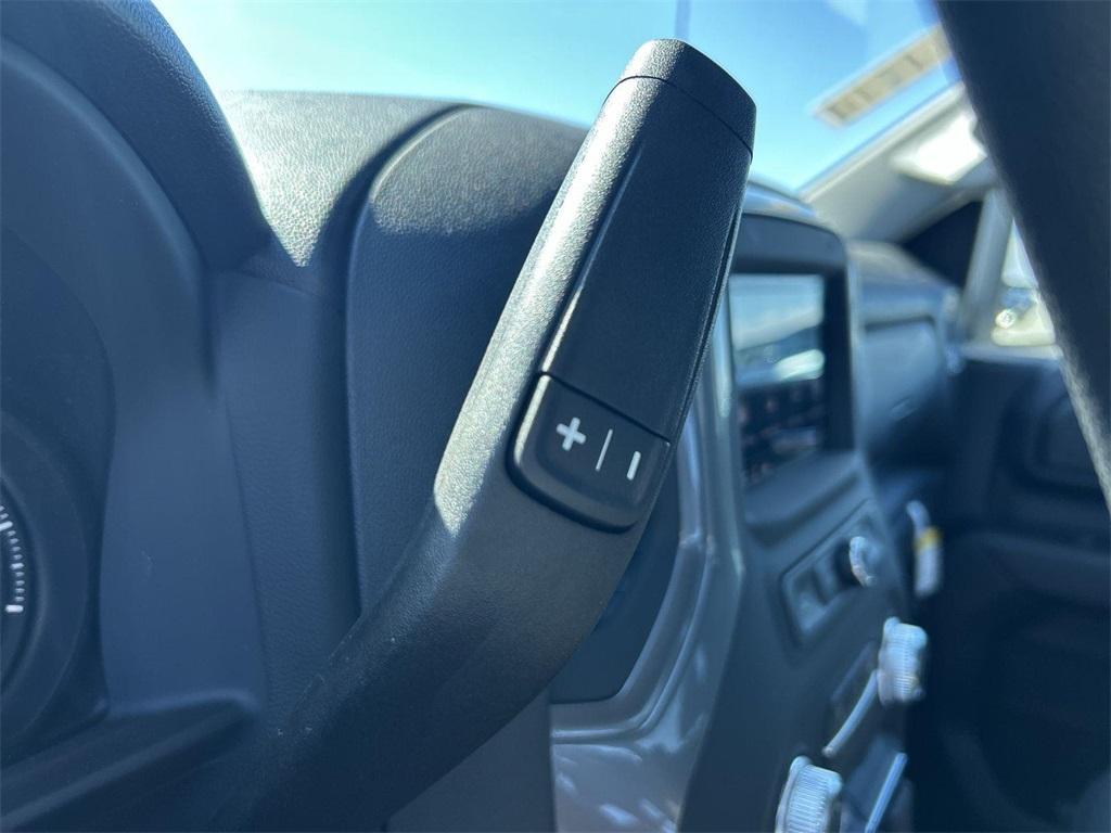 new 2025 GMC Sierra 3500 car, priced at $49,570