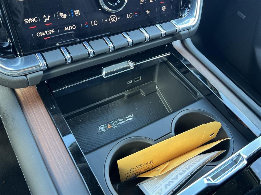 new 2025 GMC Yukon XL car, priced at $87,284