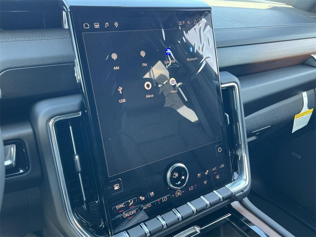 new 2025 GMC Yukon XL car, priced at $87,284