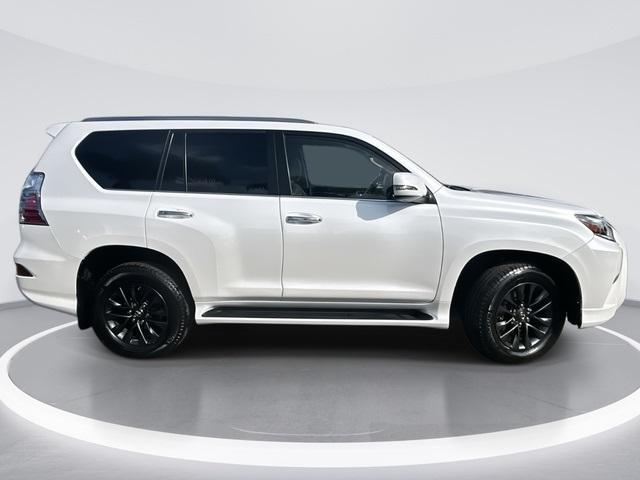 used 2023 Lexus GX 460 car, priced at $54,000