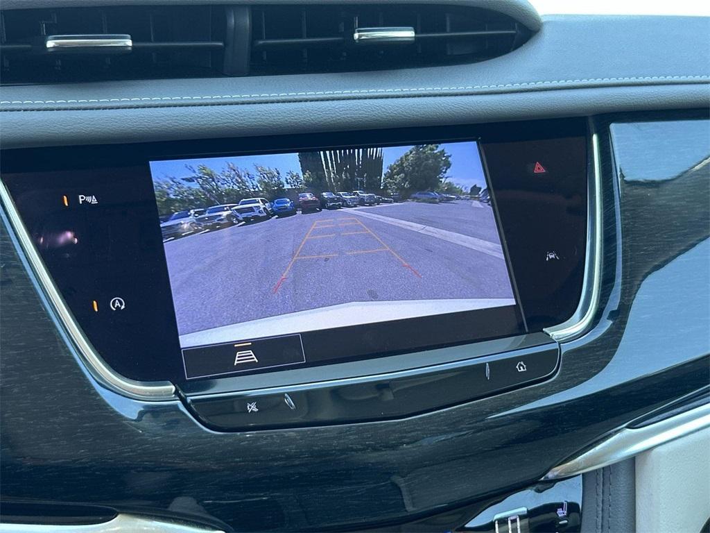 used 2023 Cadillac XT6 car, priced at $36,477