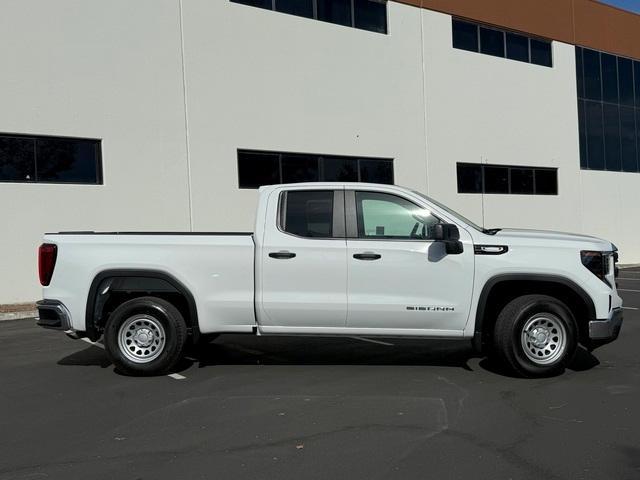 new 2025 GMC Sierra 1500 car, priced at $39,448