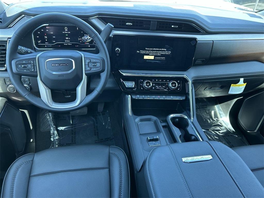 new 2025 GMC Sierra 2500 car, priced at $77,125