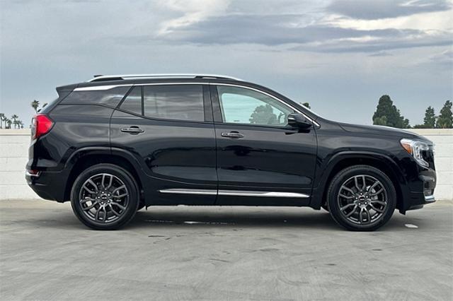 new 2024 GMC Terrain car, priced at $35,108