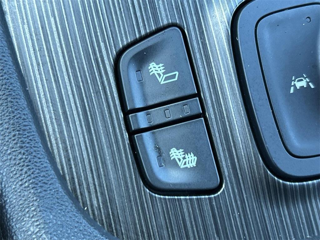 used 2023 GMC Acadia car, priced at $32,715