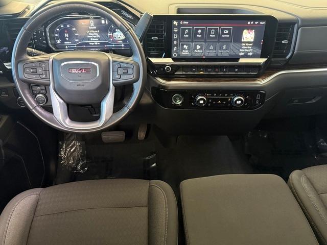 used 2022 GMC Sierra 1500 car, priced at $41,500