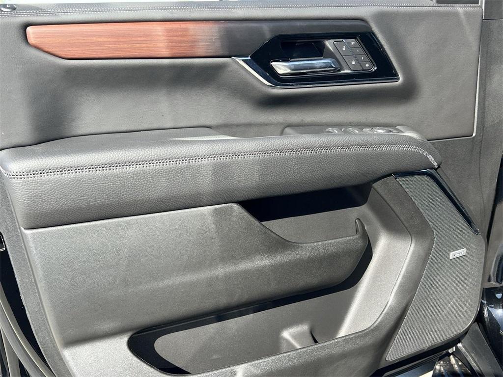 new 2025 GMC Yukon car, priced at $85,436