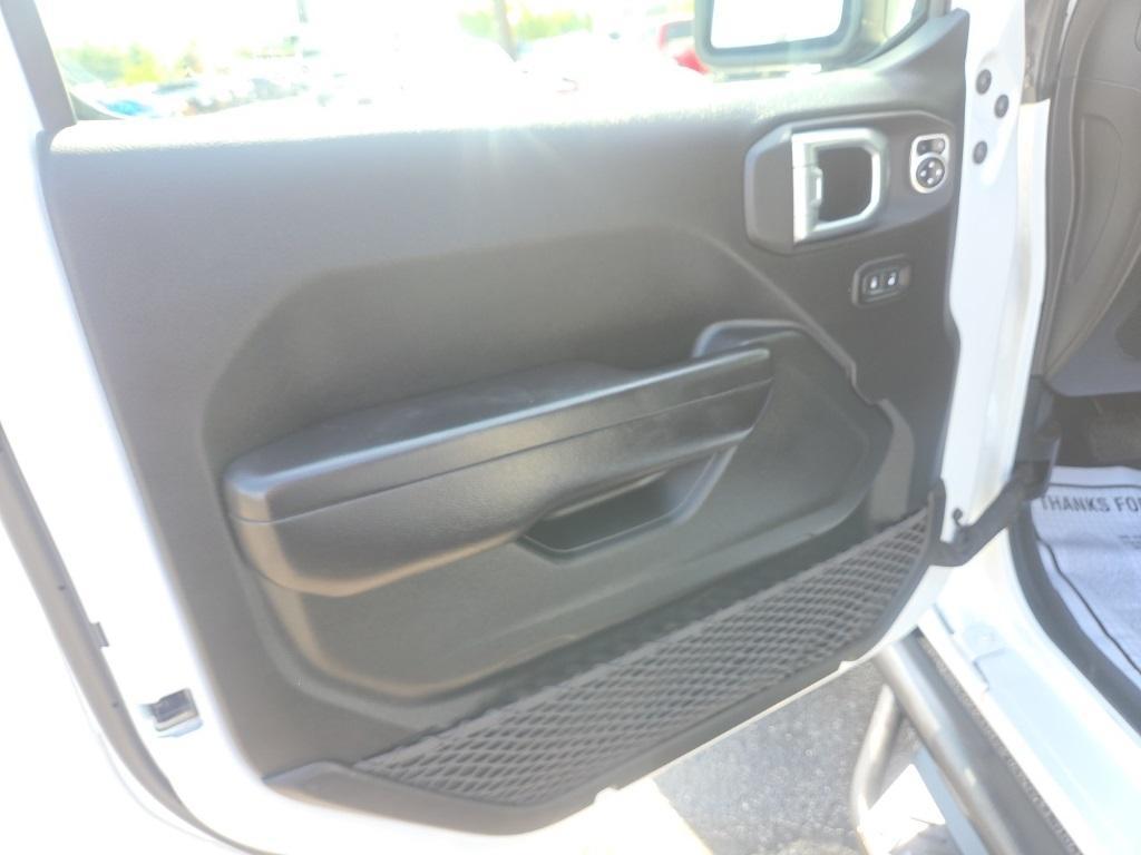 used 2021 Jeep Wrangler Unlimited car, priced at $25,599