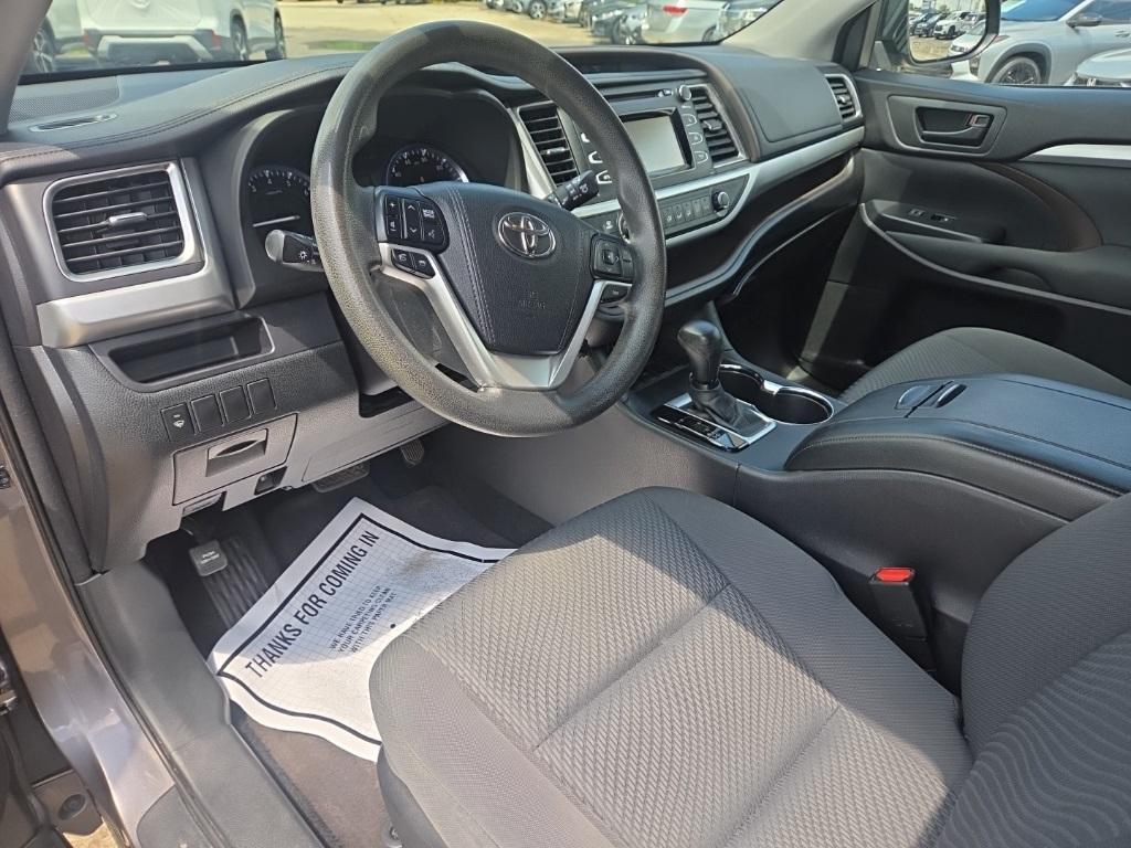 used 2015 Toyota Highlander car, priced at $12,845