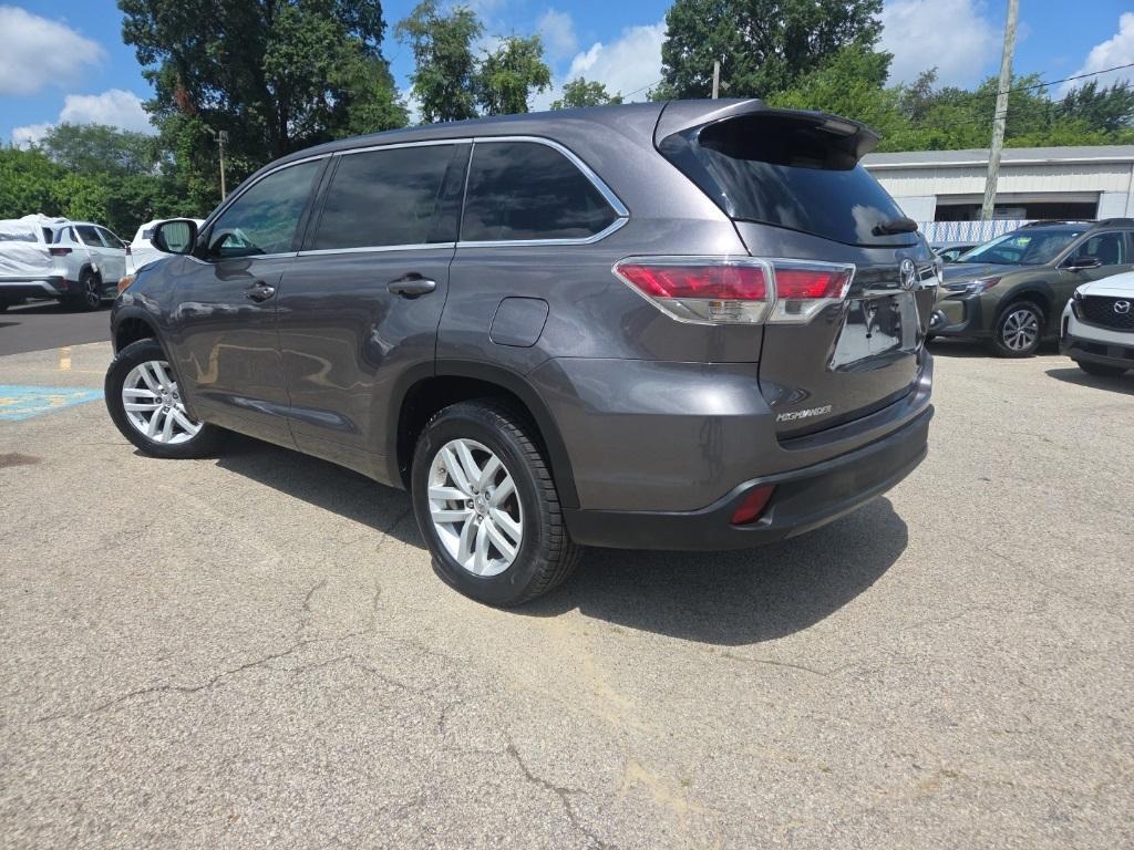 used 2015 Toyota Highlander car, priced at $12,845