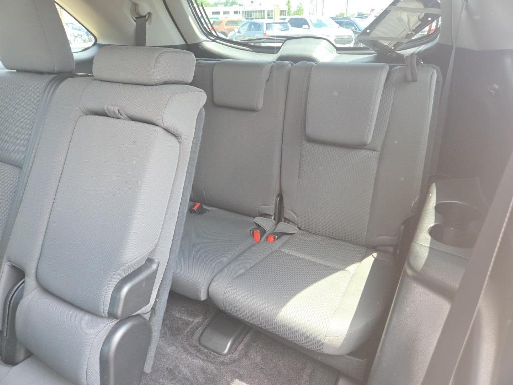 used 2015 Toyota Highlander car, priced at $12,845