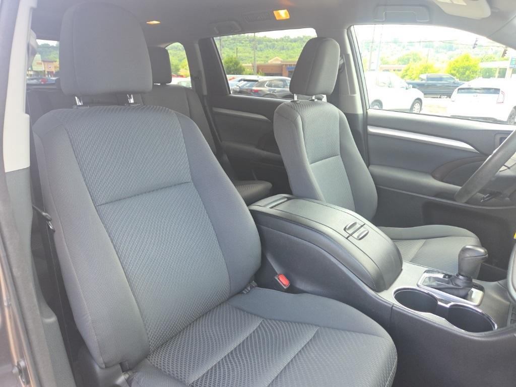 used 2015 Toyota Highlander car, priced at $12,845