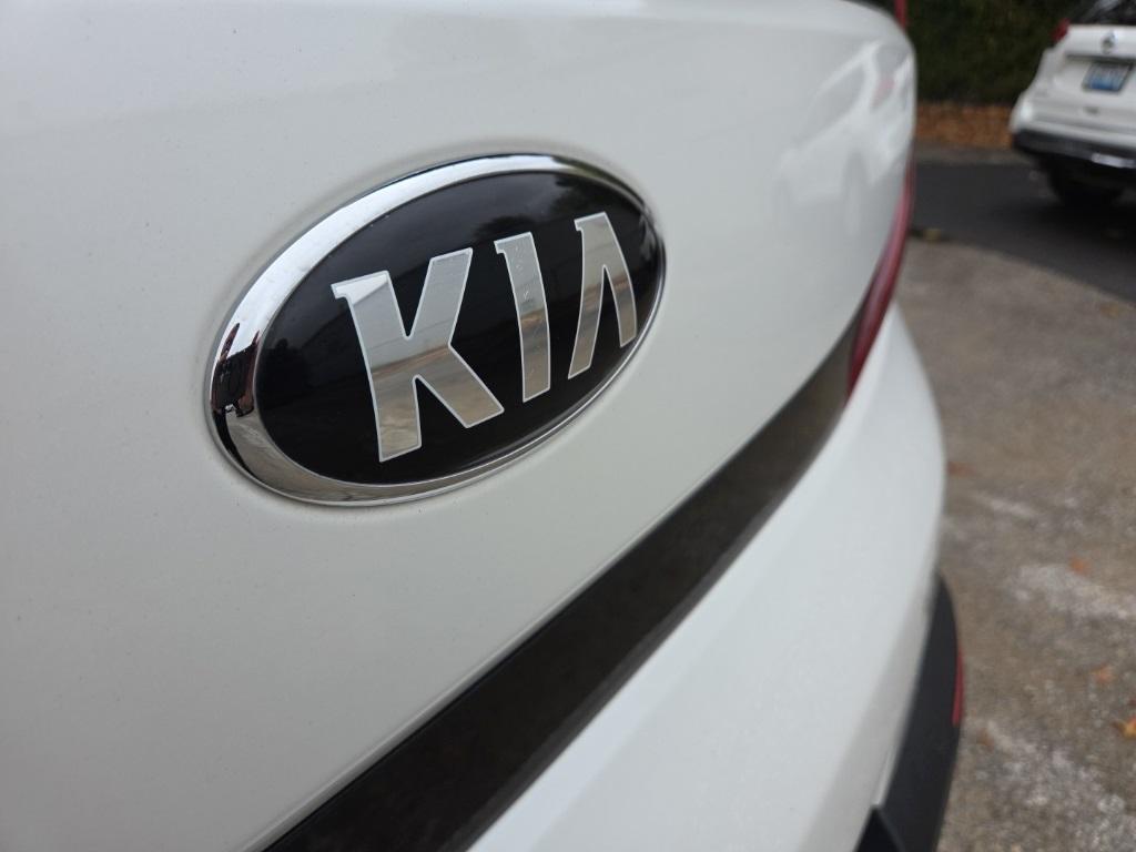 used 2021 Kia Soul car, priced at $13,142