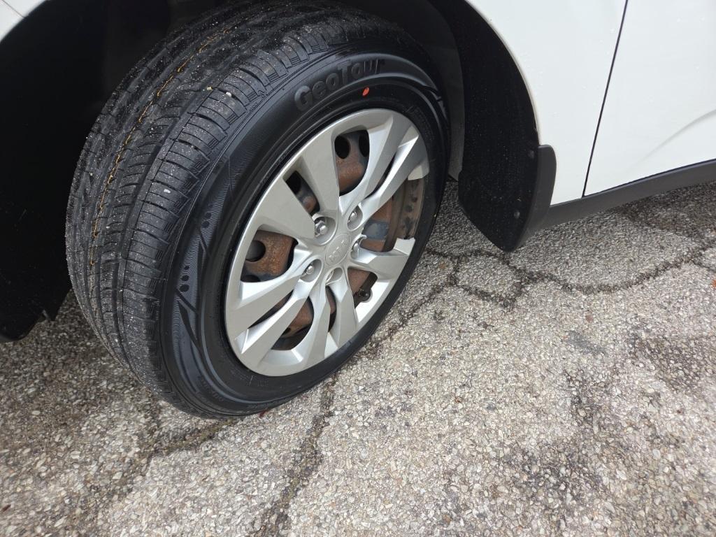 used 2021 Kia Soul car, priced at $13,142