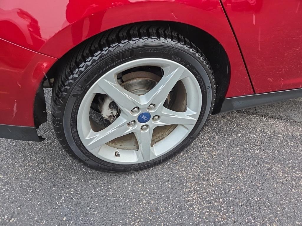 used 2013 Ford Focus car, priced at $4,950