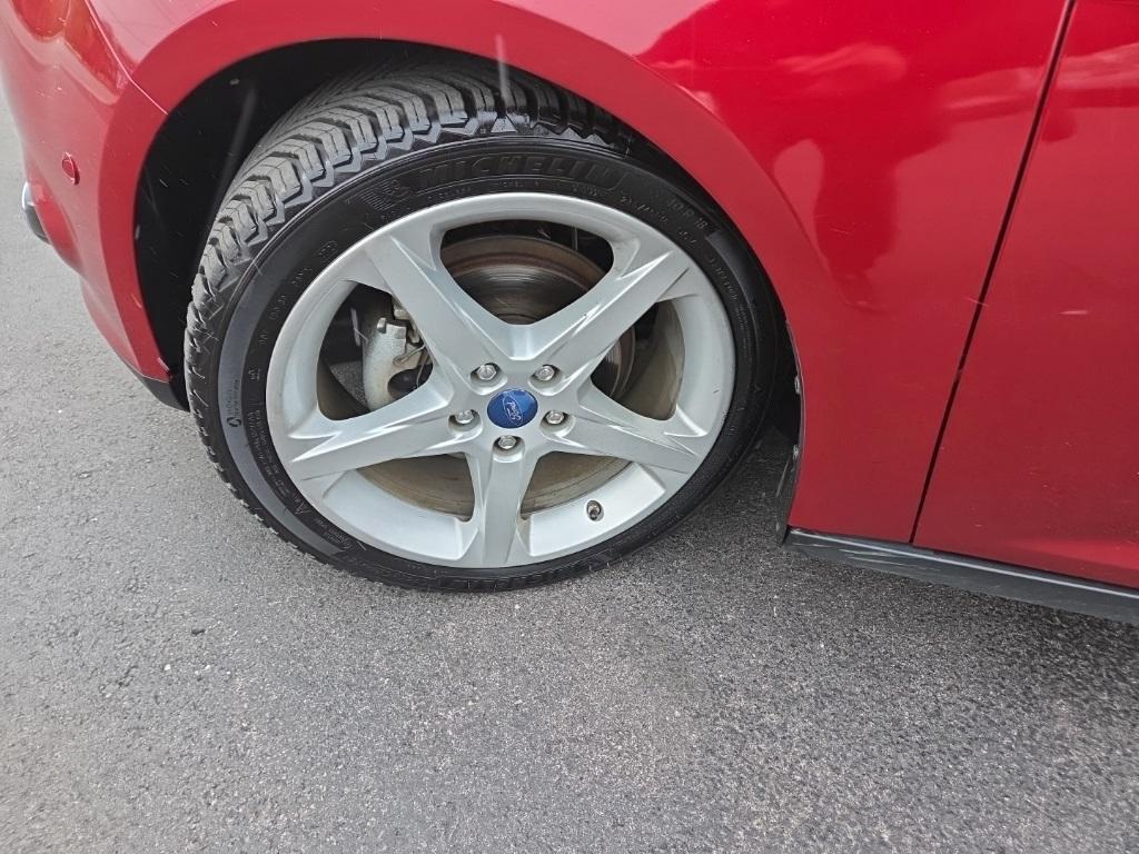 used 2013 Ford Focus car, priced at $4,950