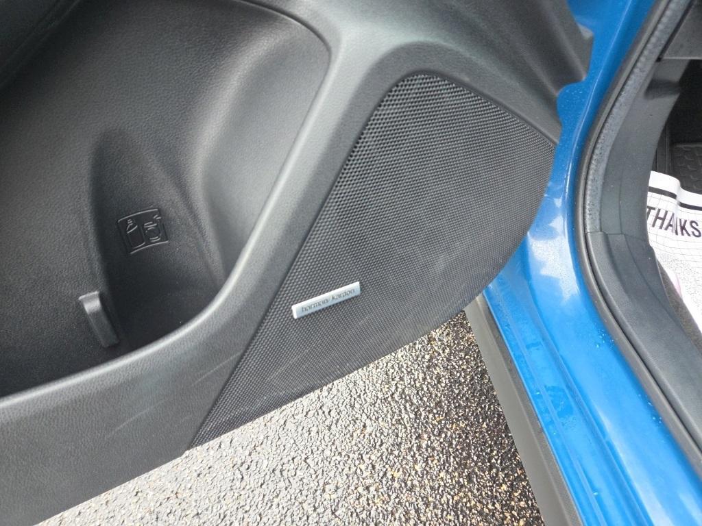 used 2025 Subaru Crosstrek car, priced at $31,592