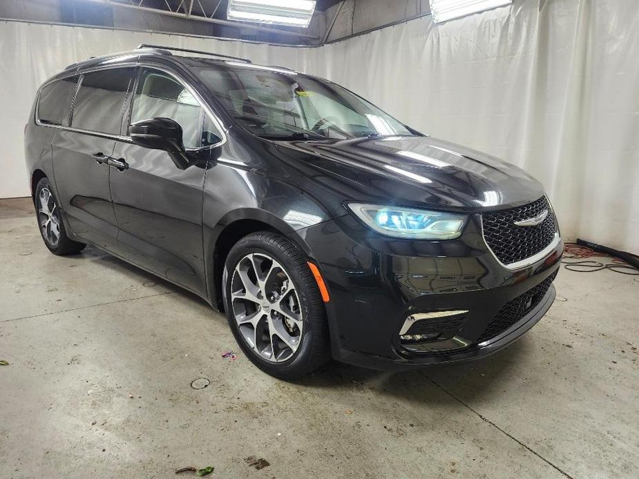 used 2022 Chrysler Pacifica car, priced at $29,631