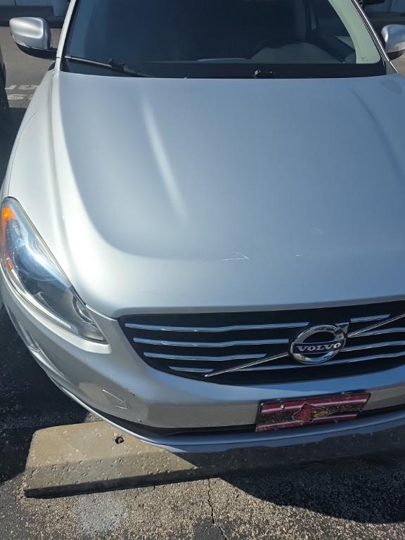 used 2016 Volvo XC60 car, priced at $14,233