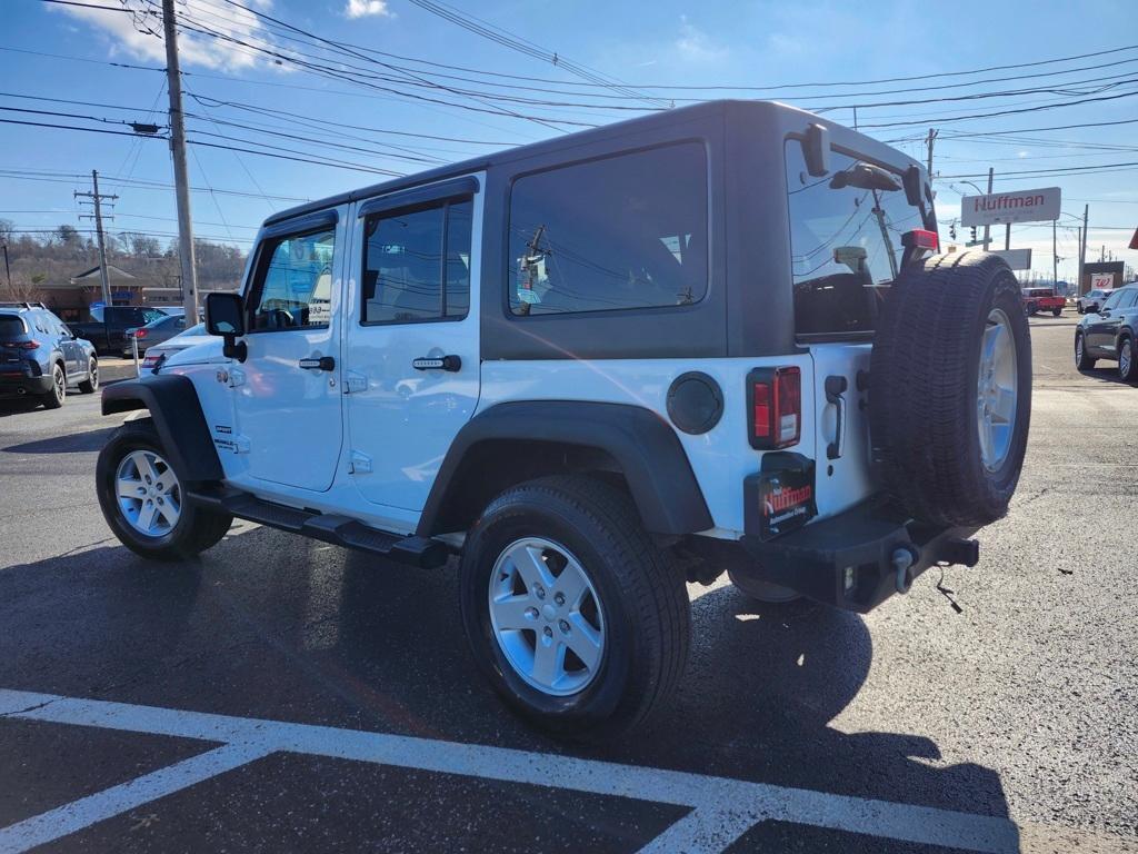 used 2015 Jeep Wrangler Unlimited car, priced at $13,915