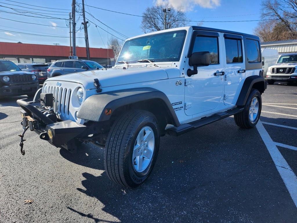 used 2015 Jeep Wrangler Unlimited car, priced at $13,915