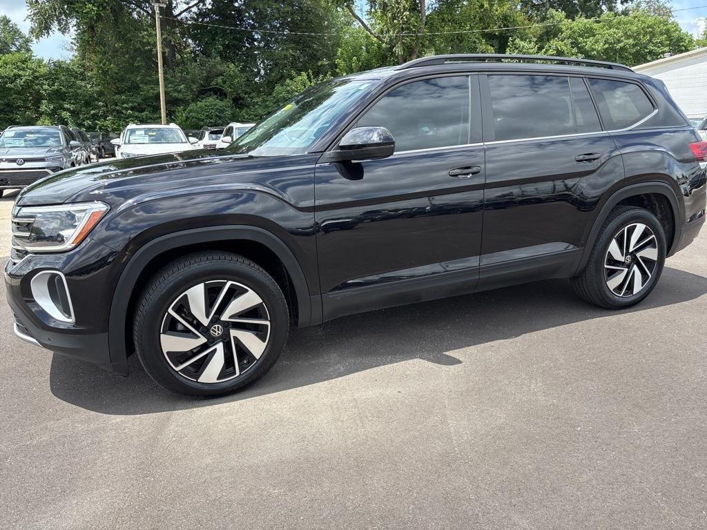 used 2024 Volkswagen Atlas car, priced at $31,000