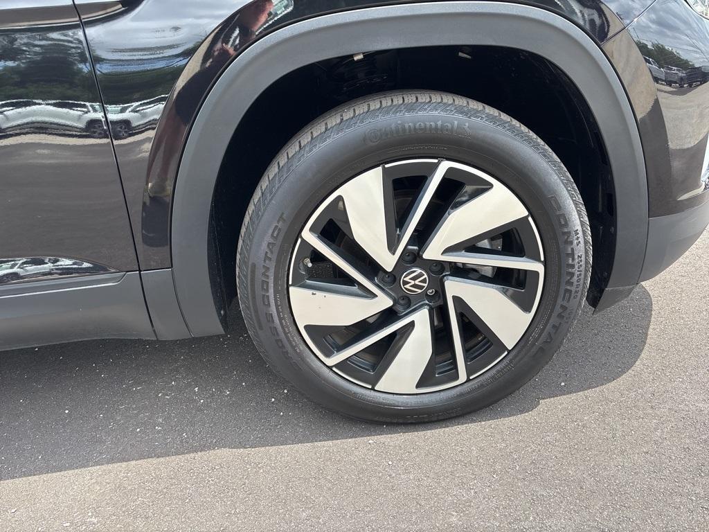 used 2024 Volkswagen Atlas car, priced at $31,000