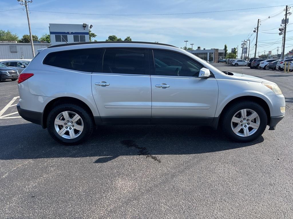 used 2011 Chevrolet Traverse car, priced at $6,550