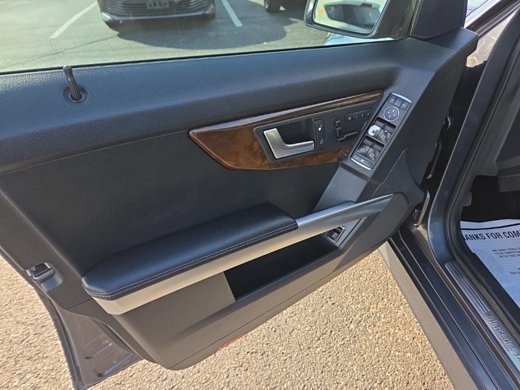 used 2015 Mercedes-Benz GLK-Class car, priced at $9,565