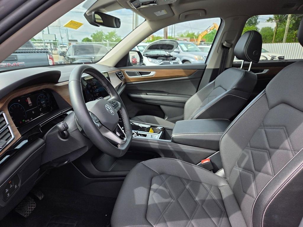 used 2024 Volkswagen Atlas car, priced at $35,713