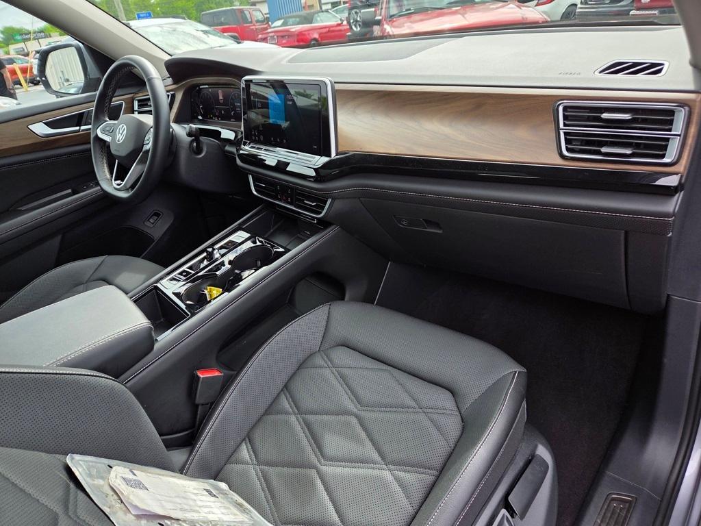 used 2024 Volkswagen Atlas car, priced at $35,713