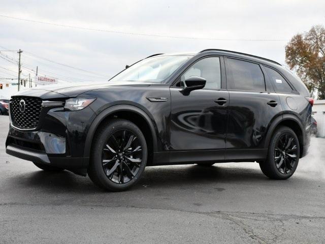 new 2025 Mazda CX-90 car, priced at $55,294