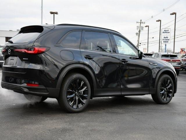 new 2025 Mazda CX-90 car, priced at $55,294