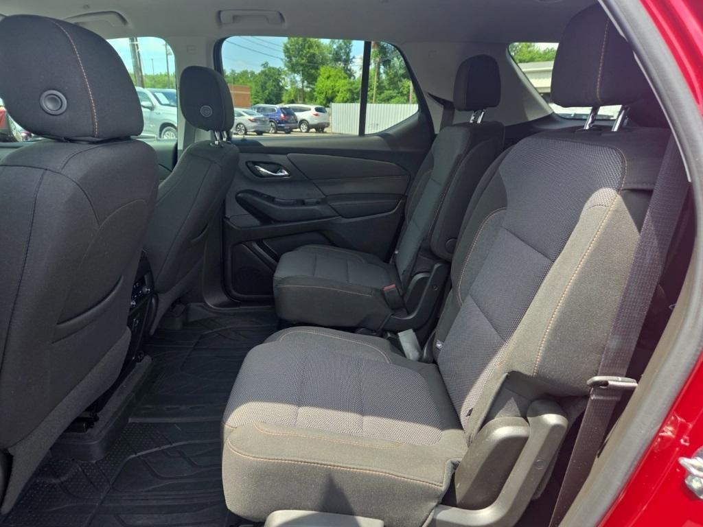 used 2020 Chevrolet Traverse car, priced at $23,105