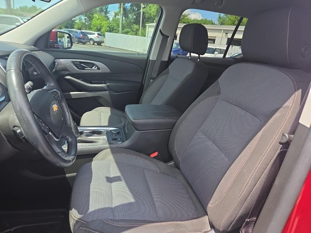 used 2020 Chevrolet Traverse car, priced at $23,105