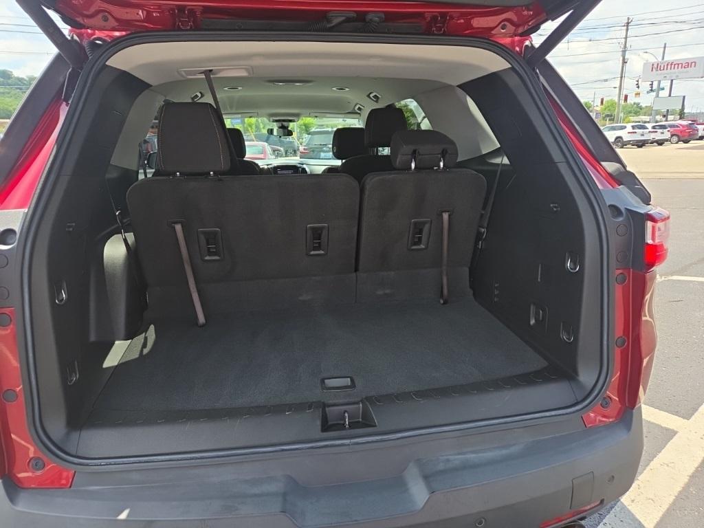 used 2020 Chevrolet Traverse car, priced at $23,105