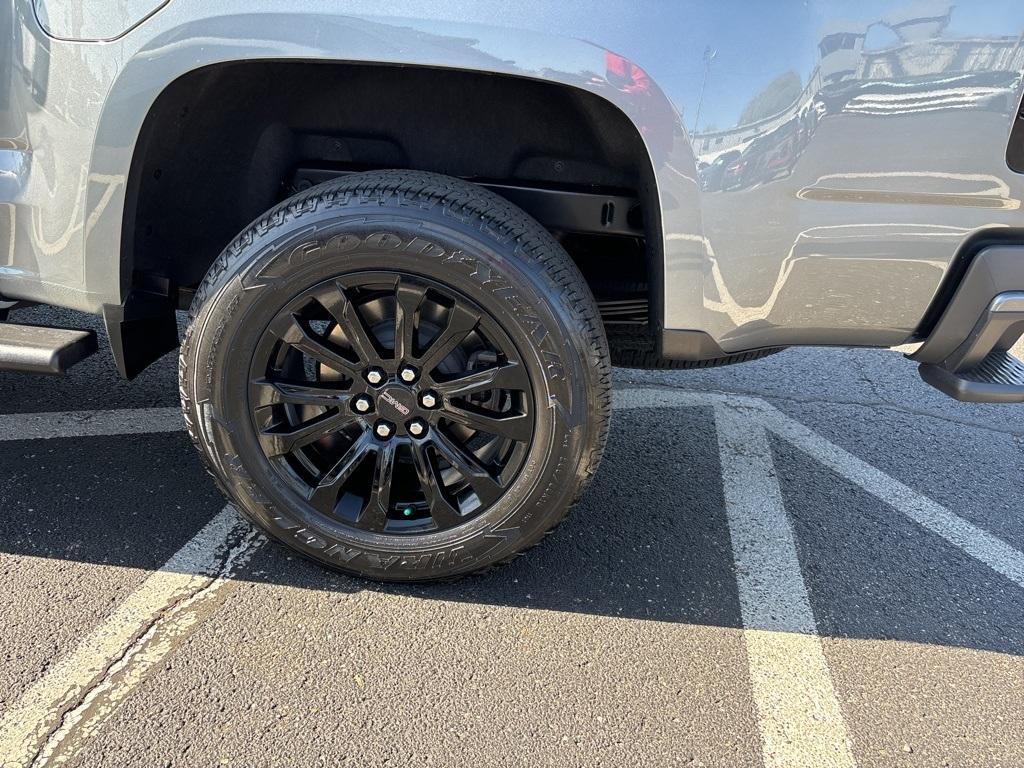 used 2022 GMC Canyon car, priced at $32,980