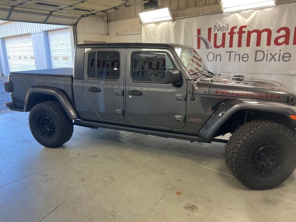 used 2021 Jeep Gladiator car, priced at $37,647