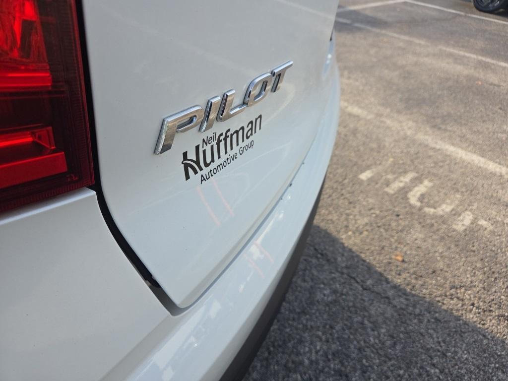 used 2017 Honda Pilot car, priced at $16,134