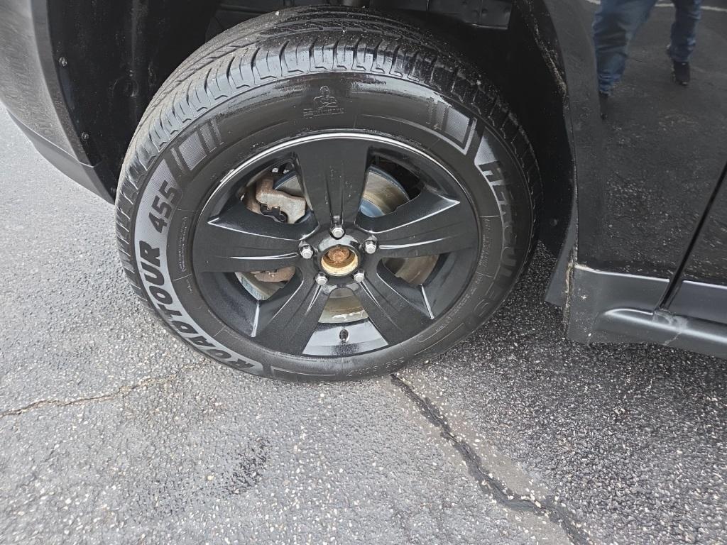 used 2014 Jeep Compass car, priced at $10,085