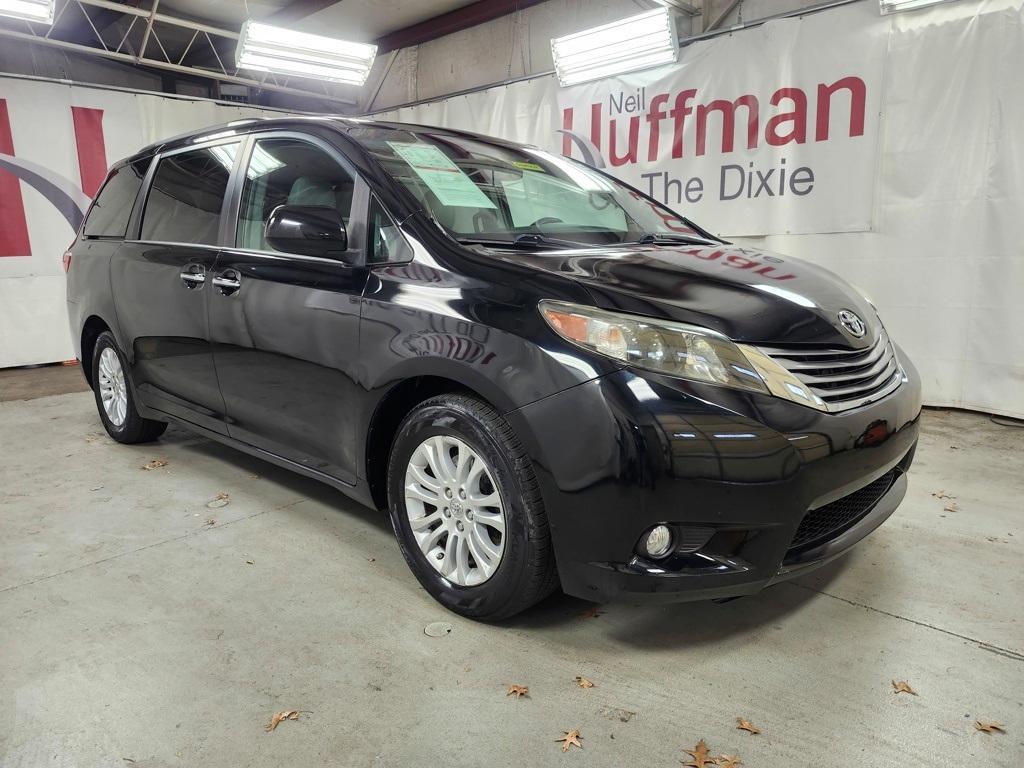 used 2016 Toyota Sienna car, priced at $13,292