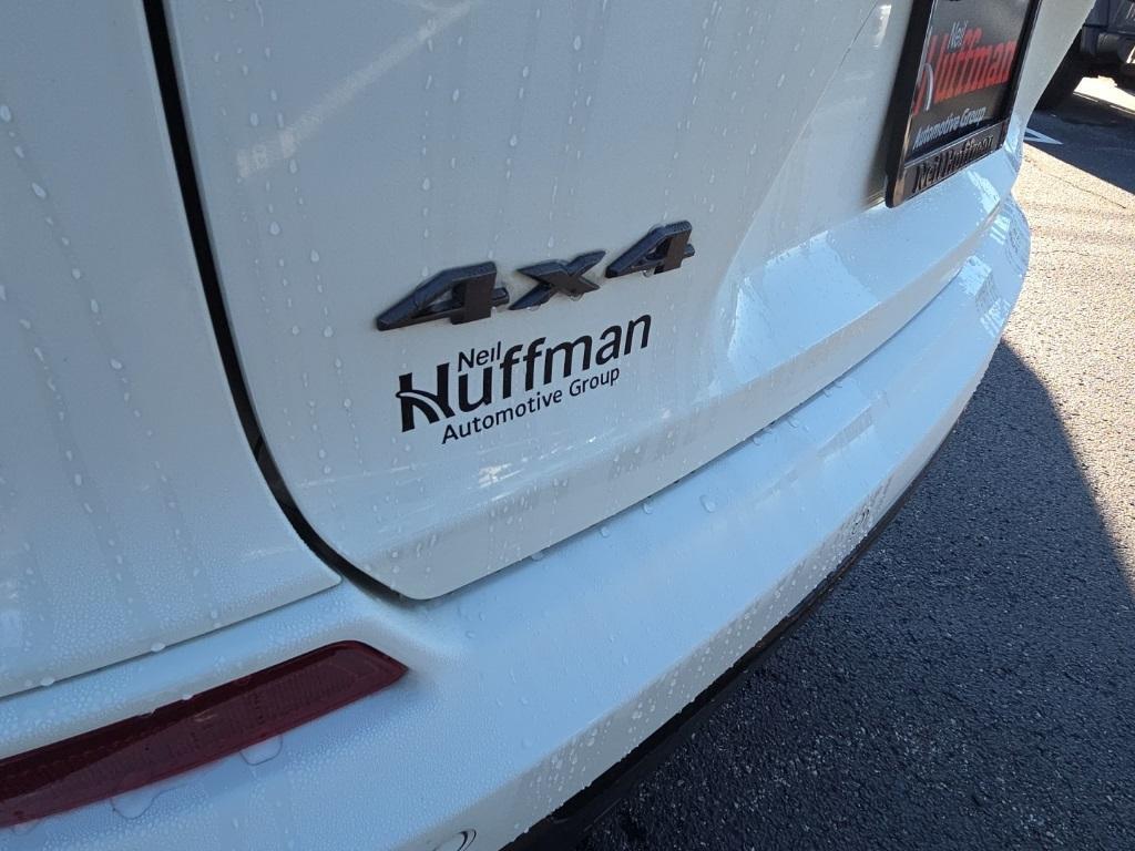 used 2019 Jeep Cherokee car, priced at $17,850