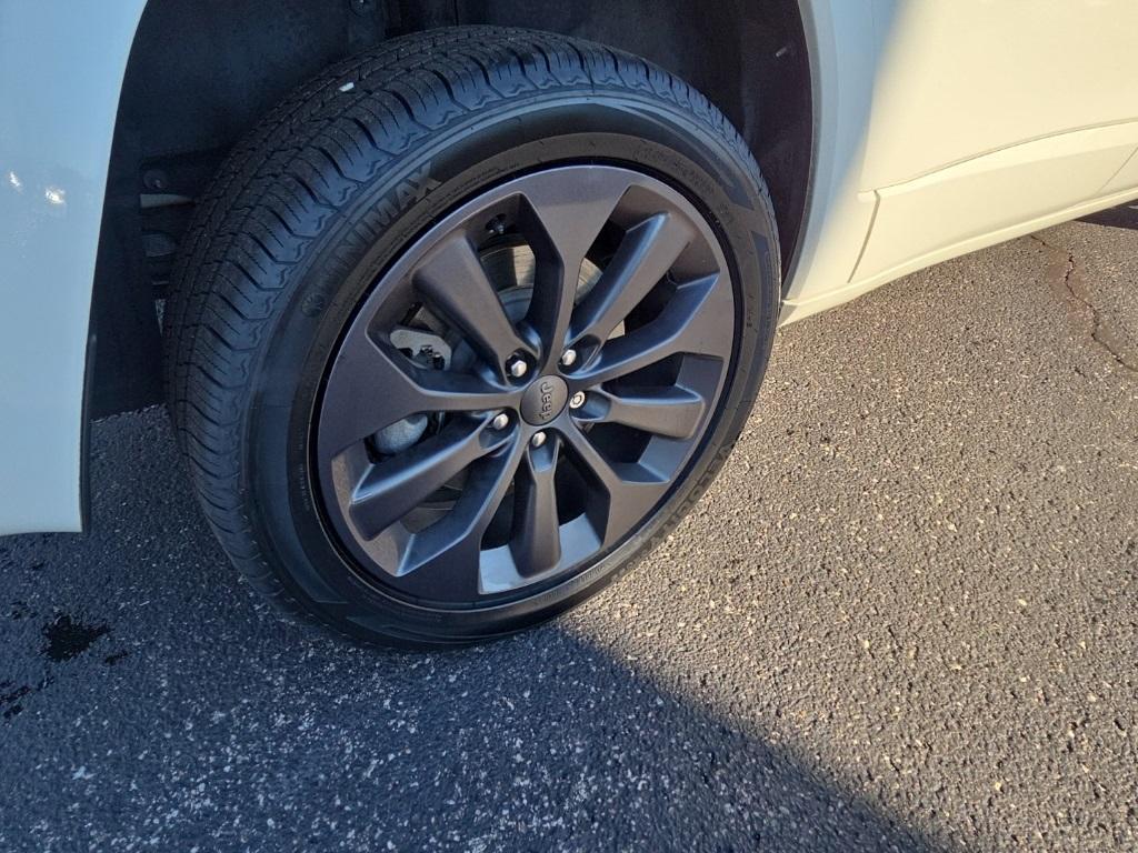 used 2019 Jeep Cherokee car, priced at $17,850