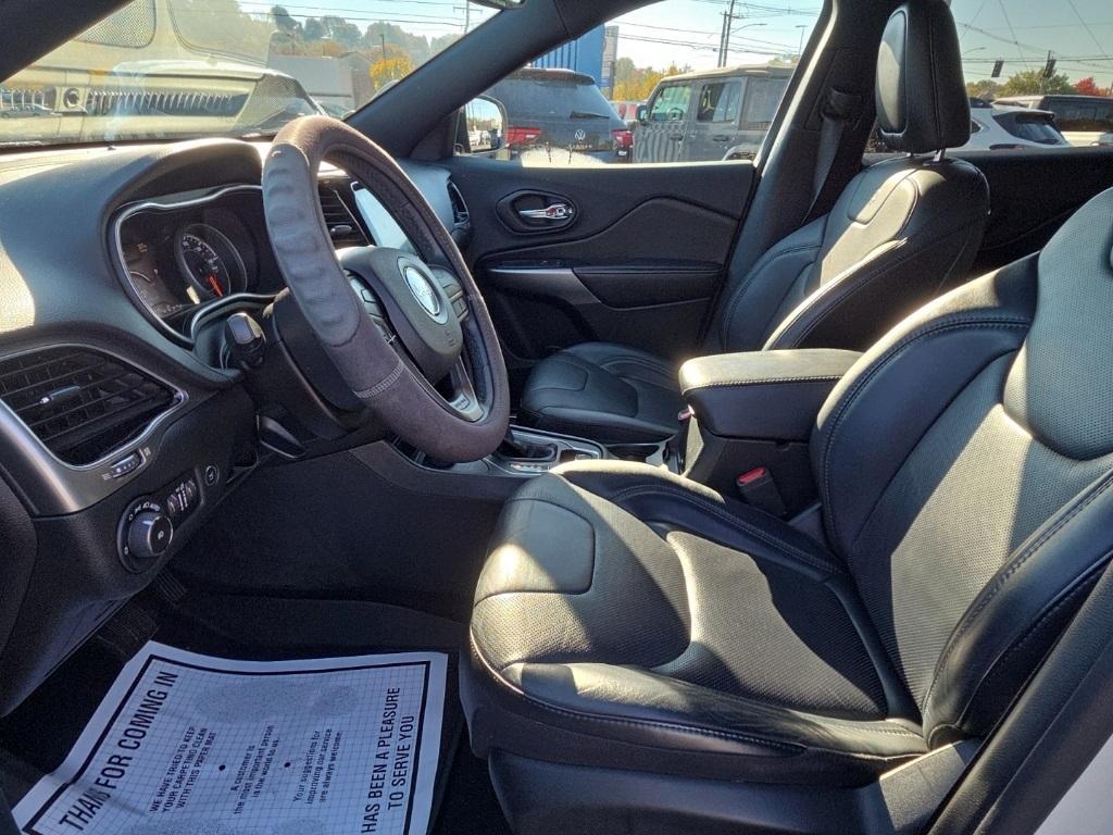 used 2019 Jeep Cherokee car, priced at $17,850