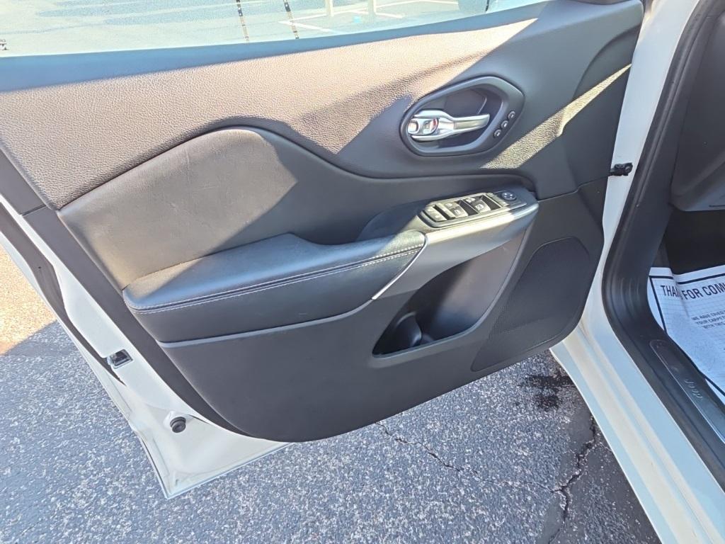 used 2019 Jeep Cherokee car, priced at $17,850