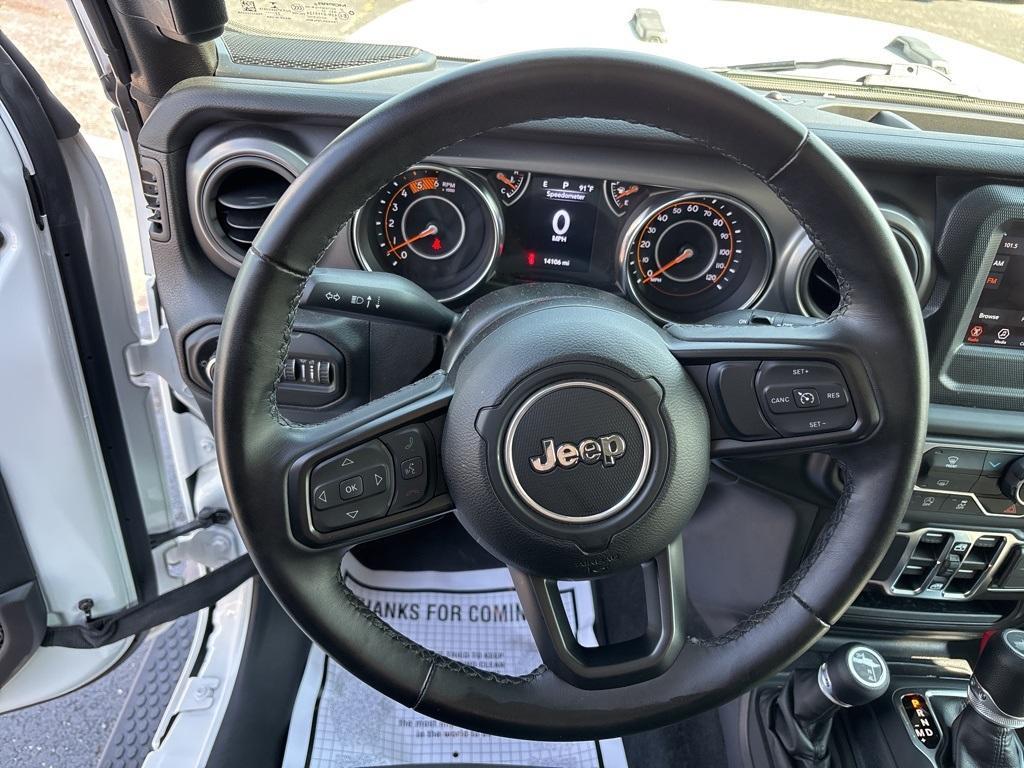used 2022 Jeep Wrangler Unlimited car, priced at $28,787